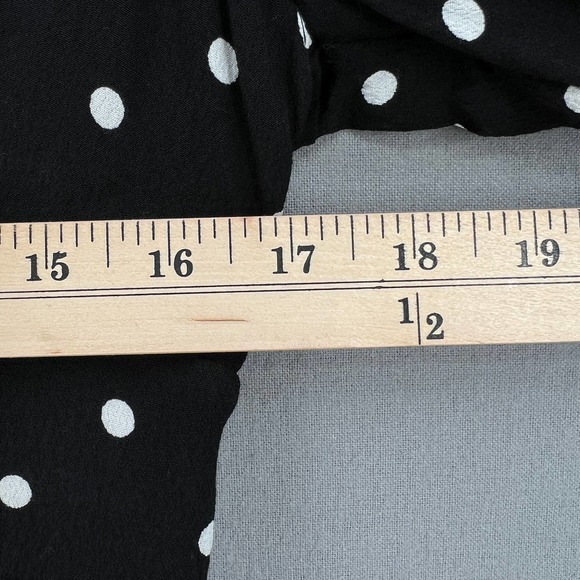 ARITZIA WILFRED Shirt Womens Medium Black White New Prairie Blouse V-neck Top - Picture 14 of 16